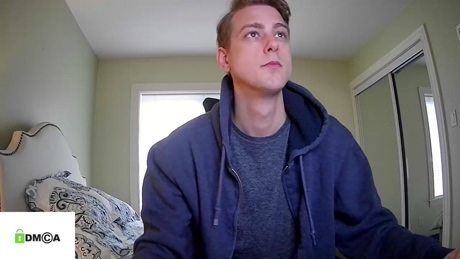 tallblondeguy623  22-12-2021